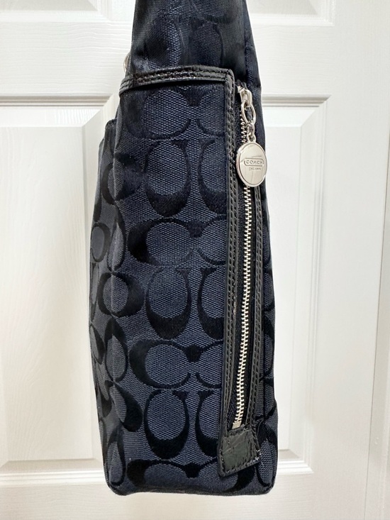 Coach Gallery Signature Zip Tote Black Jacquard Patent Leather Y2K